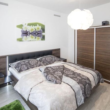 Apartman Dolni Namesti Olomouc Buitenkant foto